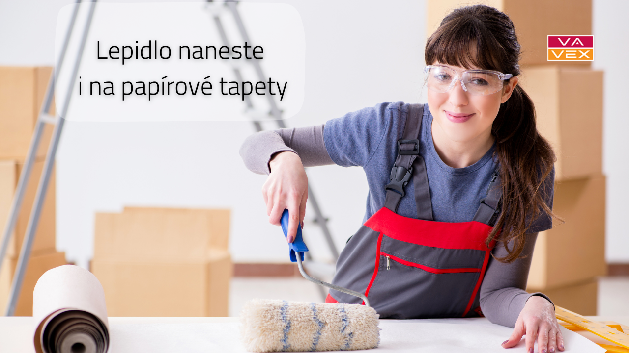 Nanesení lepidla na papírové tapety